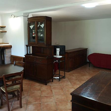 Parte Di Casa Con Giardino E Piscina Villa Pietrasanta Luaran gambar