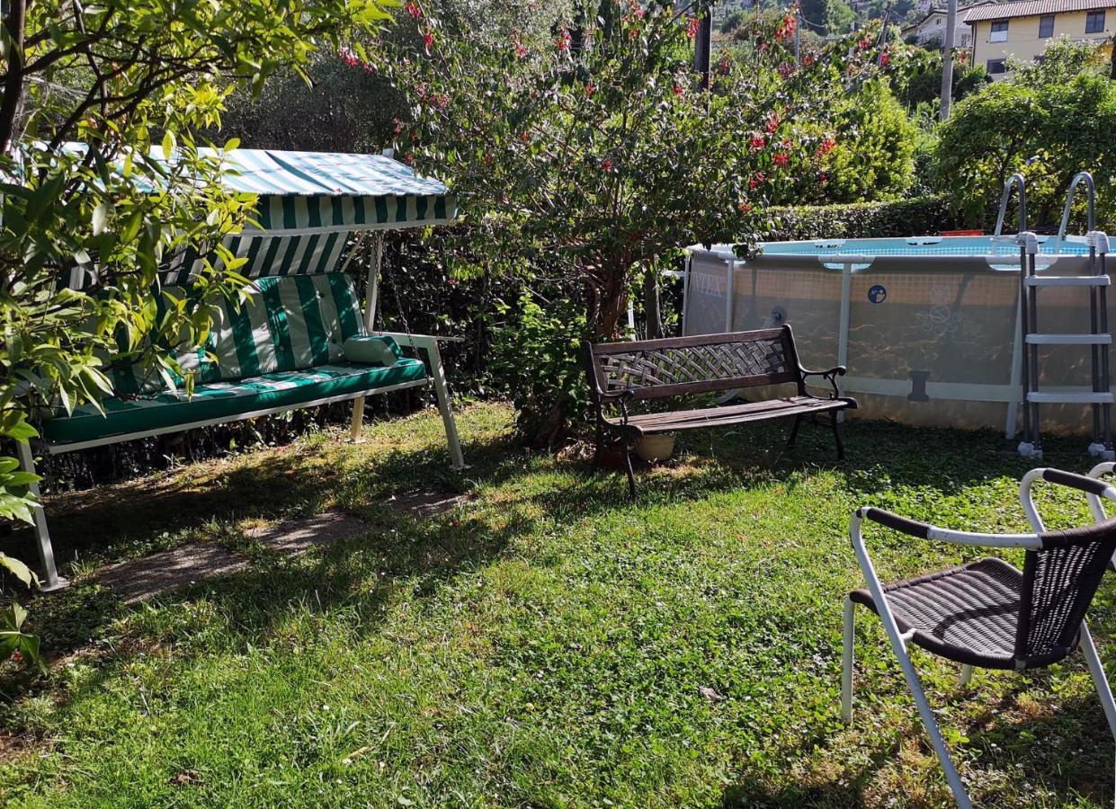 Parte Di Casa Con Giardino E Piscina Villa Pietrasanta Luaran gambar