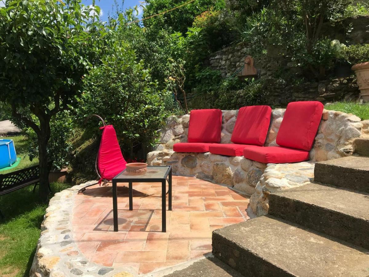 Parte Di Casa Con Giardino E Piscina Villa Pietrasanta Luaran gambar