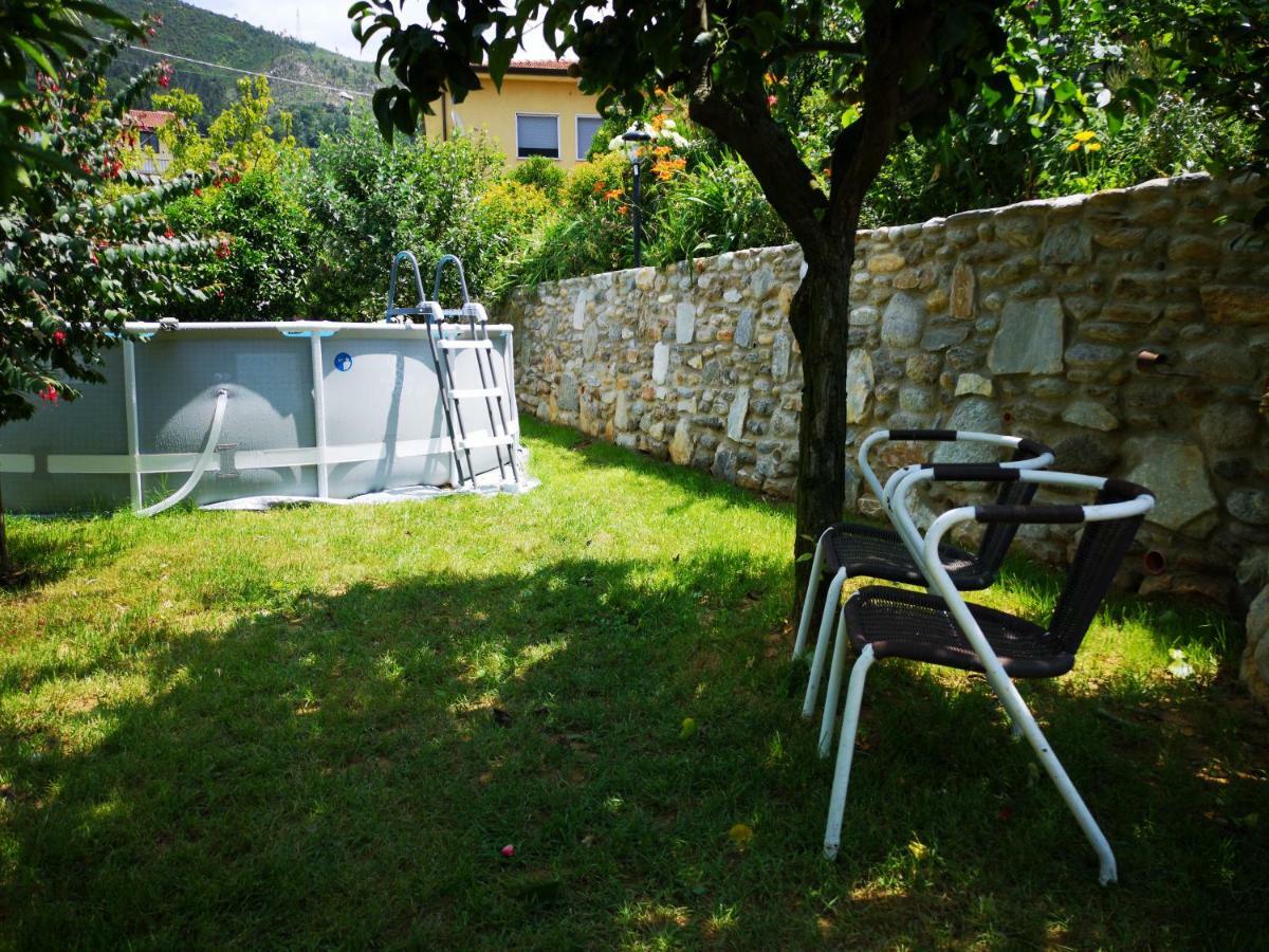 Parte Di Casa Con Giardino E Piscina Villa Pietrasanta Luaran gambar